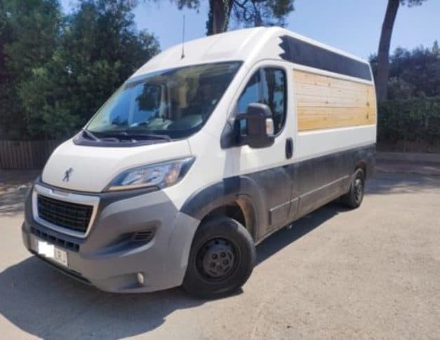 Peugeot Boxer L2H2 2020 camper madera · 88.400 km