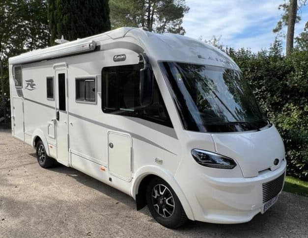 Laika Ecovip 709 integral 2019 · 140 CV · pocos km